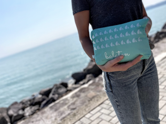 Travel bag